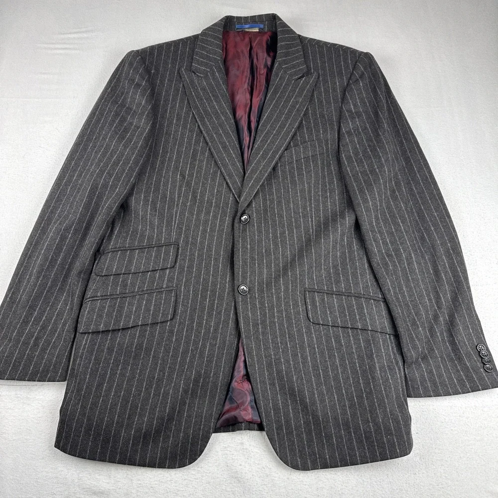 Banana Republic Wool Nylon Blend Chalkstripe Dark Gray Blazer 44R Peak Lapel